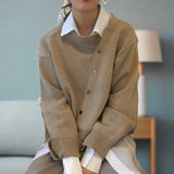 Celina - weiche strickjacke mit diagaler knopfleiste